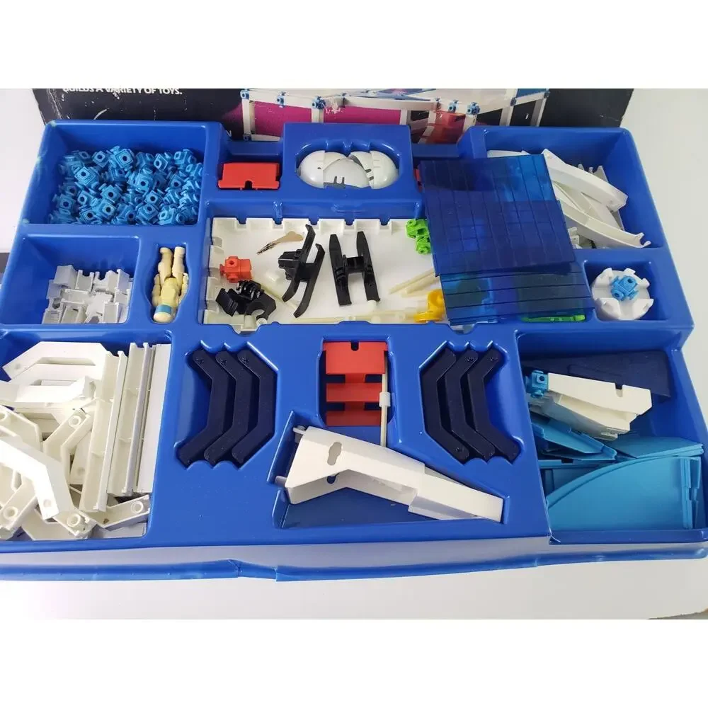 1986 Construx Fisher Price Building 6460 Lunar Command Station Space Serie